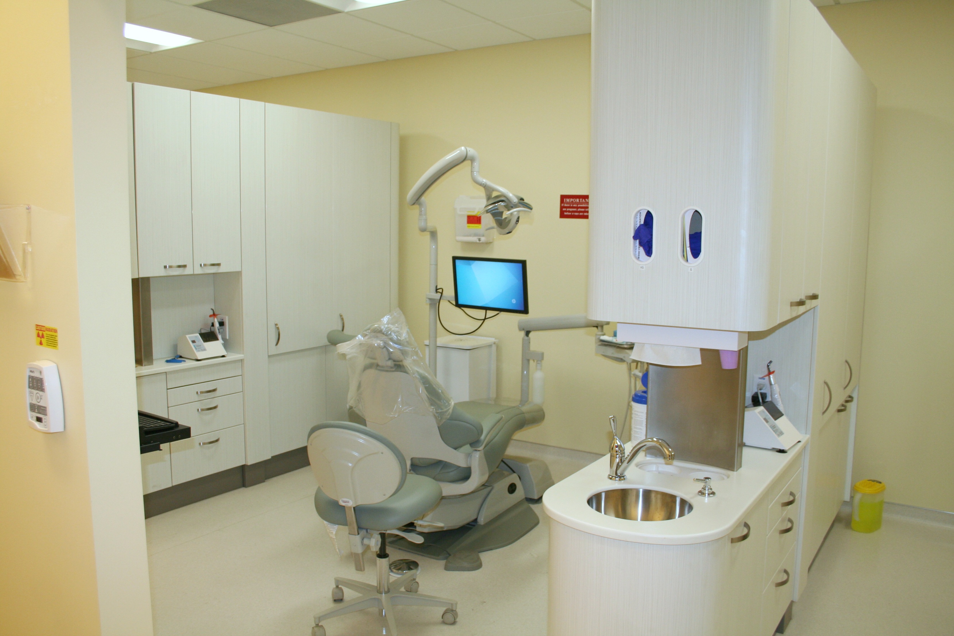 Los Angeles Medical Dental Facility